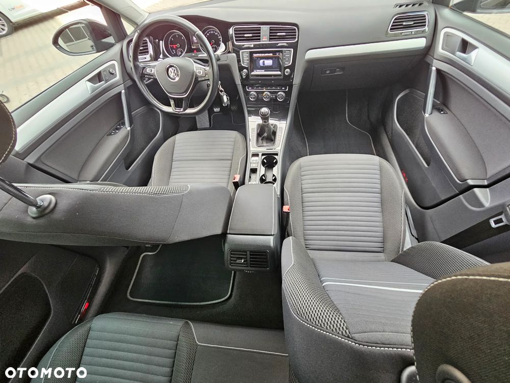 Volkswagen Golf 2.0 BlueTDI Cup - 12