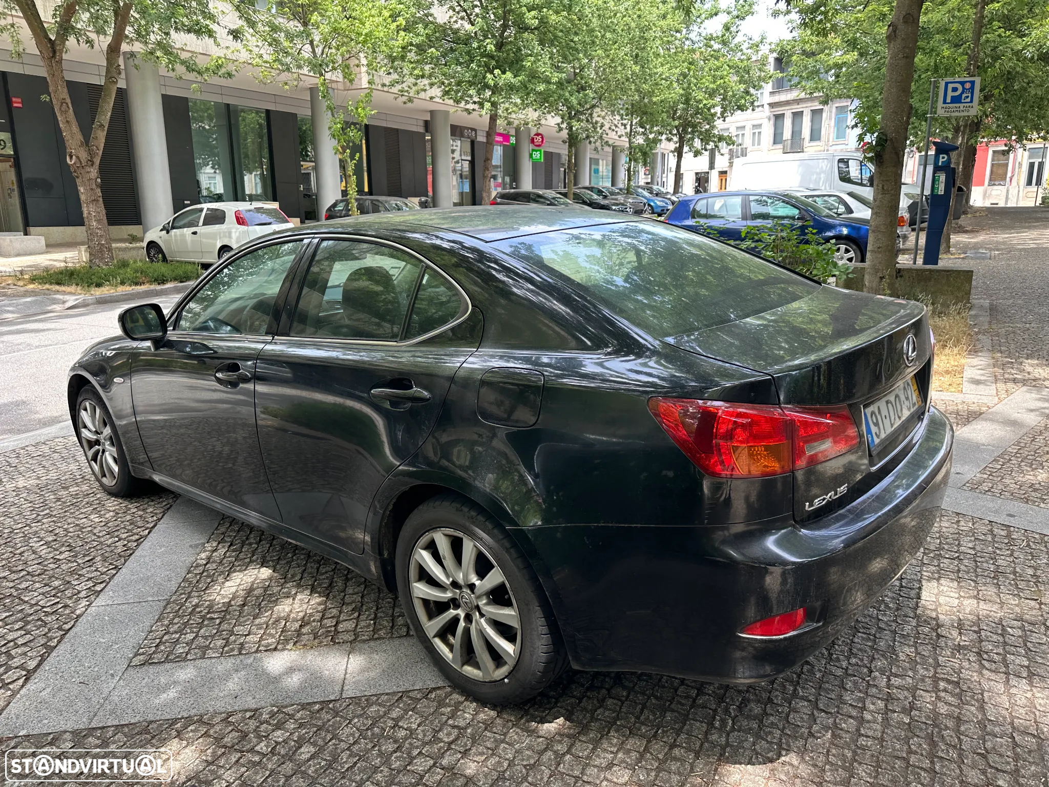 Lexus IS 220 d Luxury 48 - 4