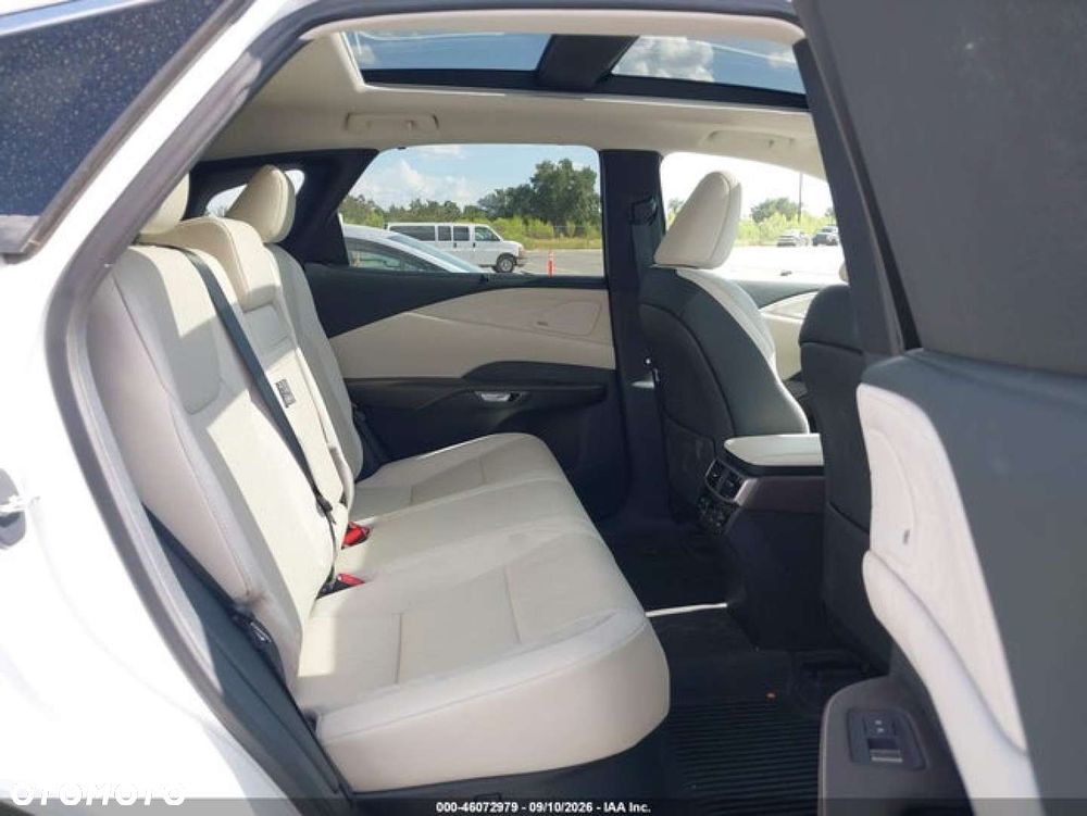 Lexus RX - 14
