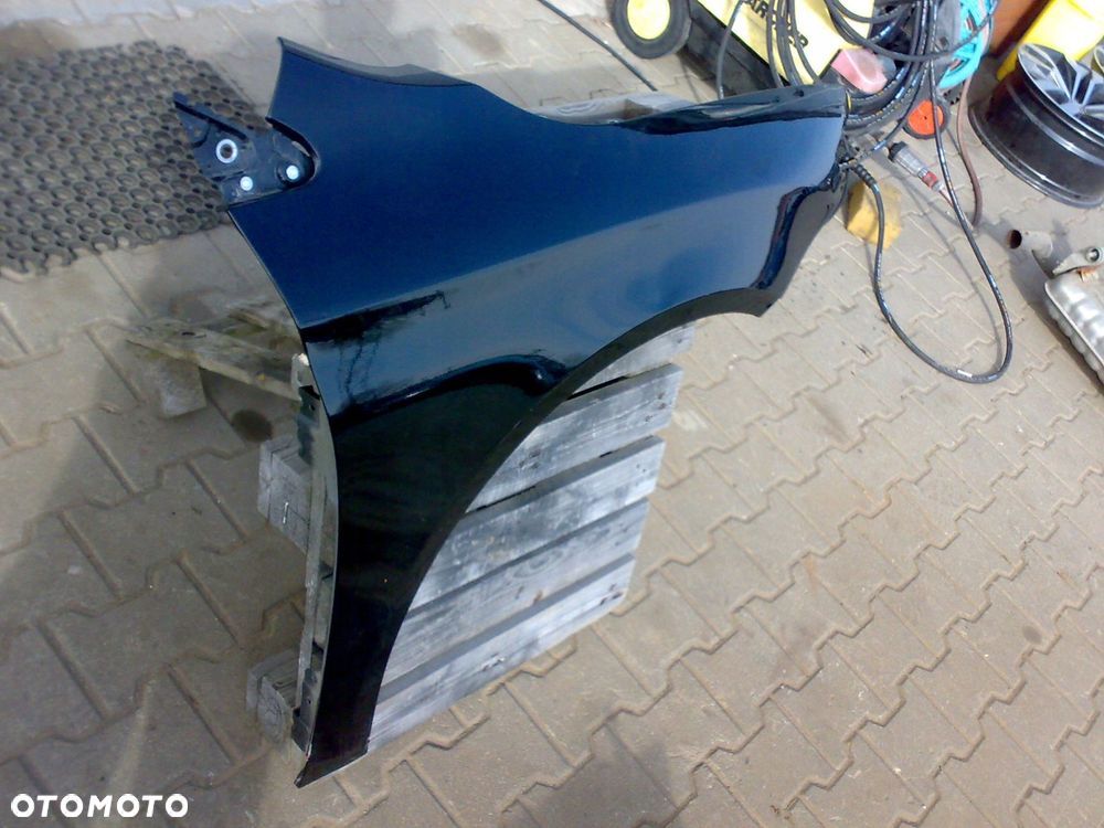 chrysler 200 200c 200s 2015 - błotnik przedni przód prawy idealny kolor px8 - 3