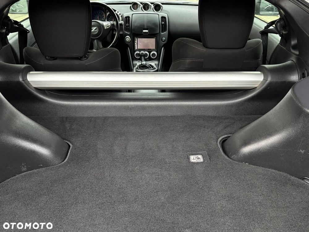 Nissan 370 Z 3.7 V6 Nismo - 13