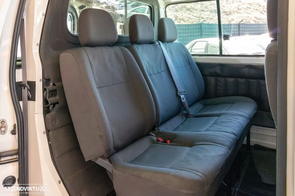 Toyota Hiace 2.5 D-4D 6 Lug. - 5