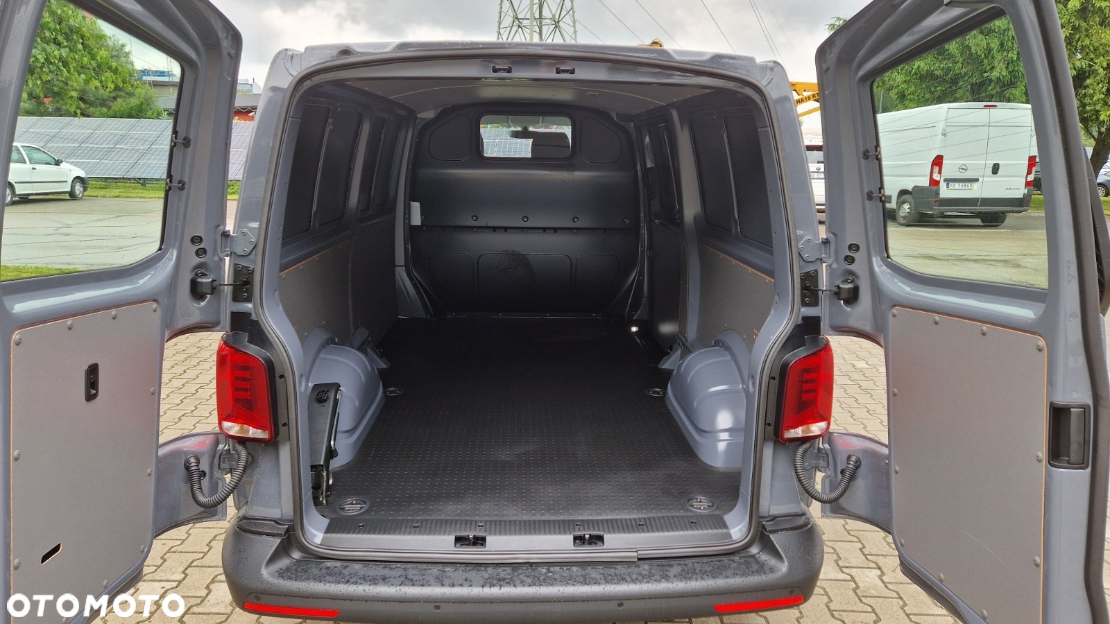 Volkswagen Transporter - 12