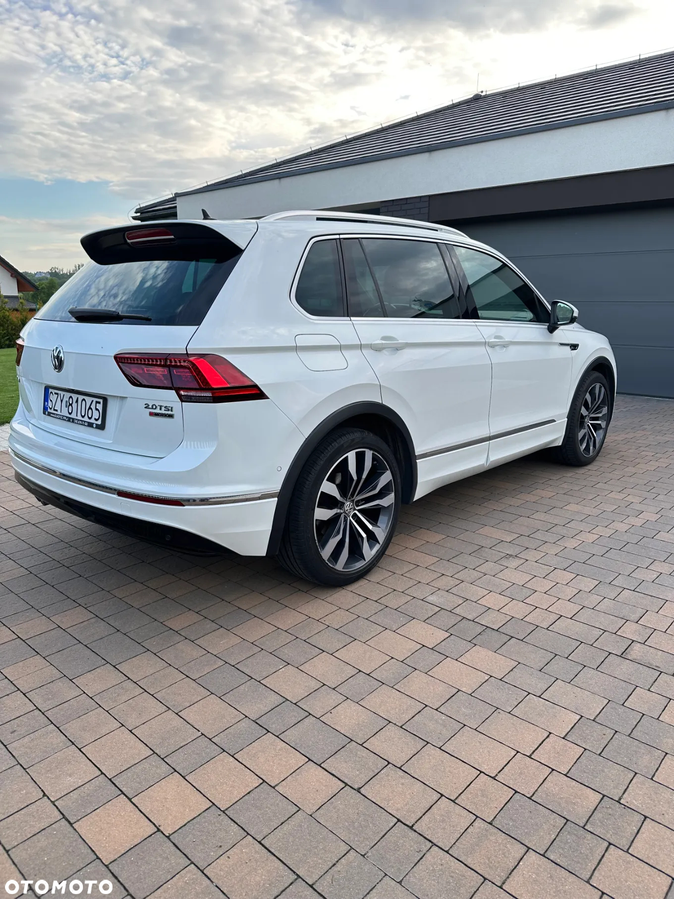 Volkswagen Tiguan 2.0 TSI 4Mot R-Style DSG - 5