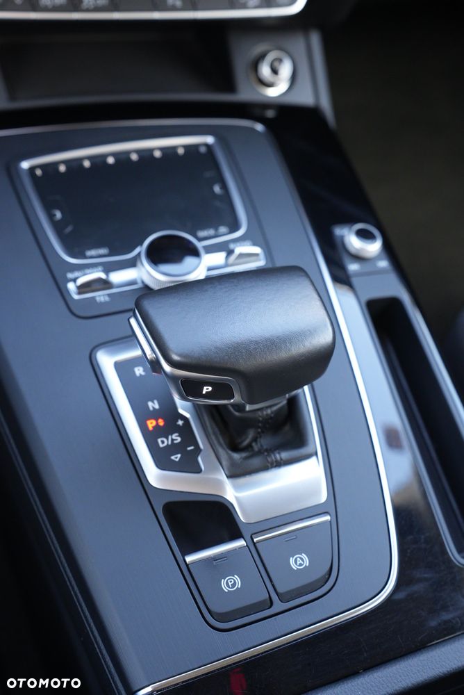 Audi Q5 35 TDI Quattro S tronic - 24