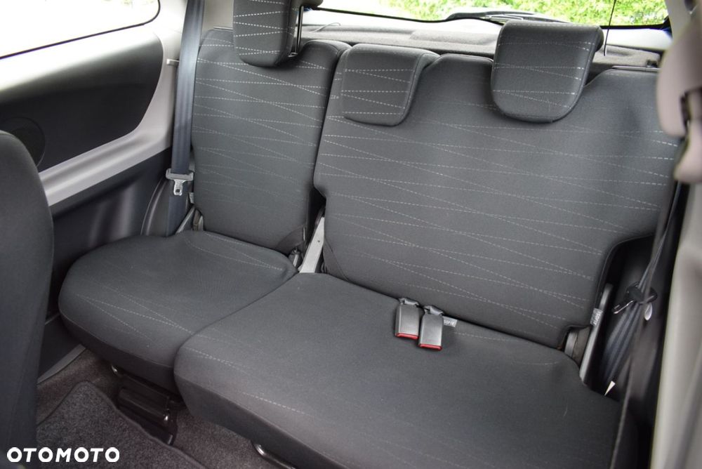 Toyota Yaris - 19