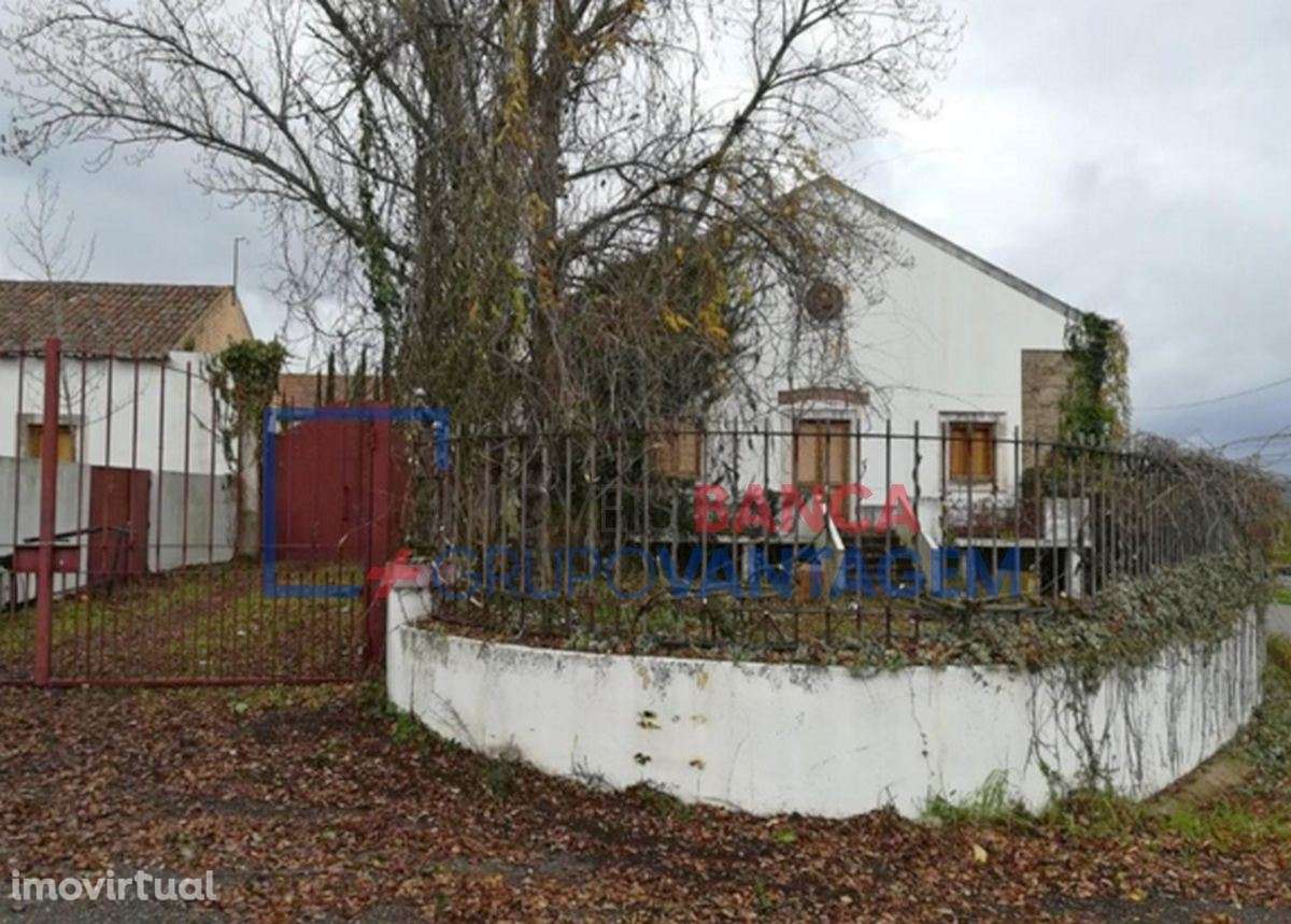 Moradia T/6 em Casal da Igreja /Santa Margarida da Coutada - Grande imagem: 2/11
