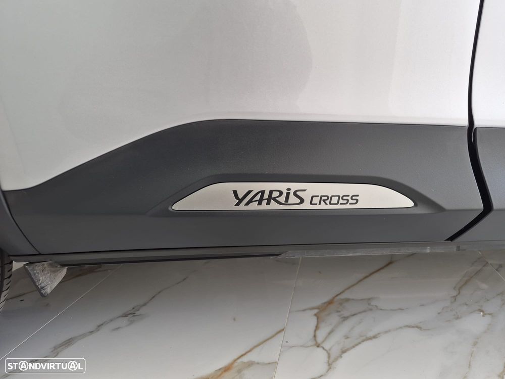 Toyota Yaris Cross 1.5 HDF Comfort Plus - 8