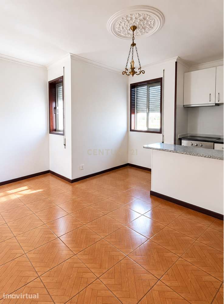 T0 com características de T1+1 (quarto independente e closet) - Grande imagem: 2/9