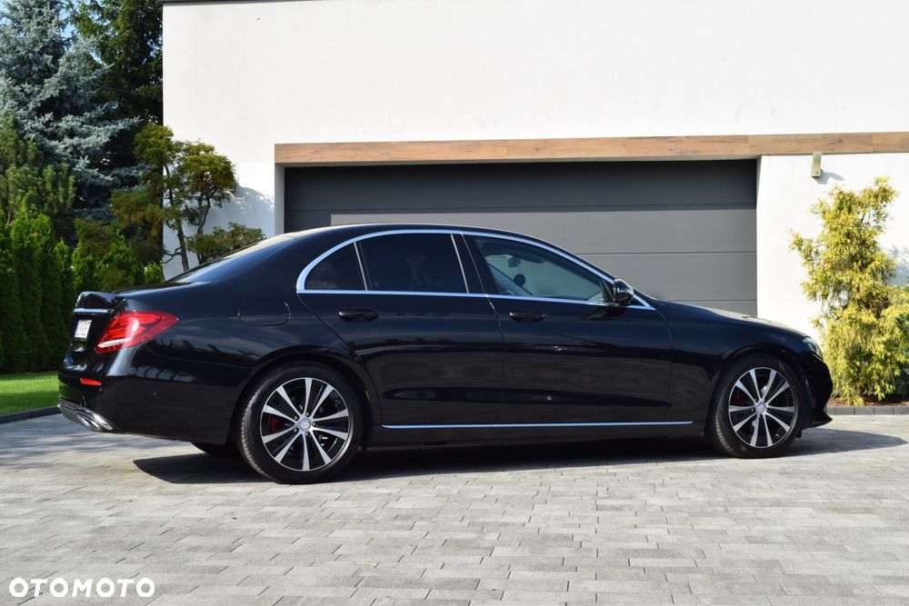 Mercedes-Benz Klasa E 220 d Business Edition 9G-TRONIC - 9