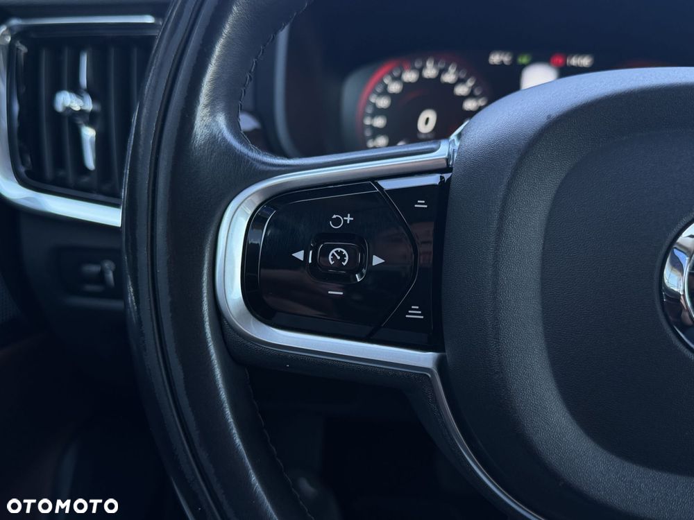 Volvo S90 D5 AWD Geartronic Inscription - 17