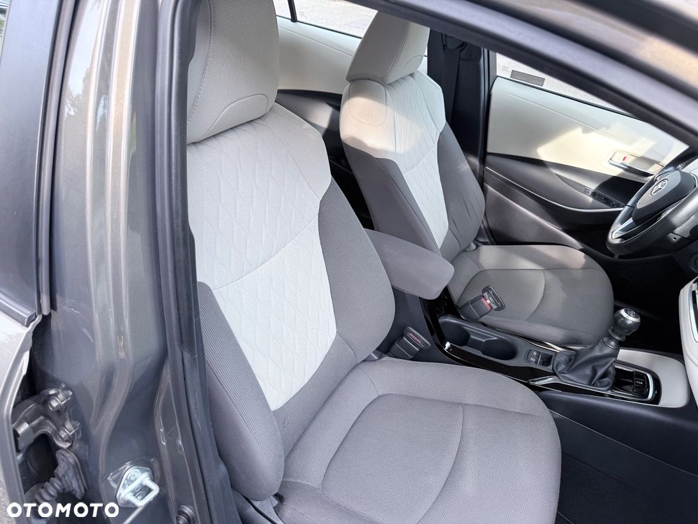 Toyota Corolla 1.6 Comfort - 9