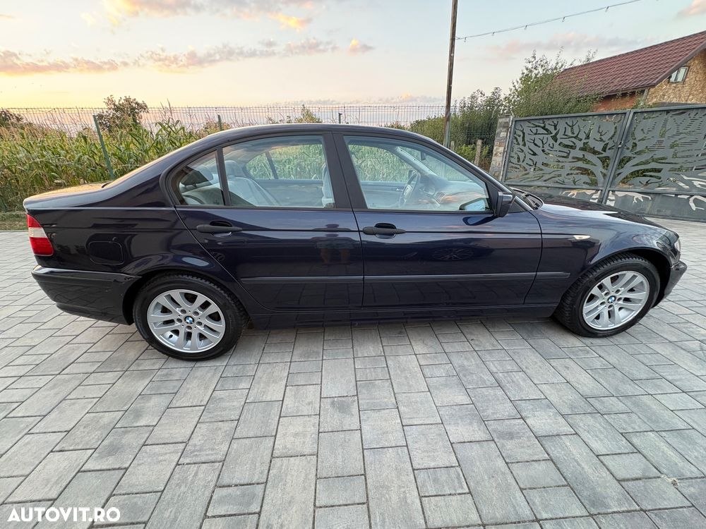 BMW Seria 3 318i - 7