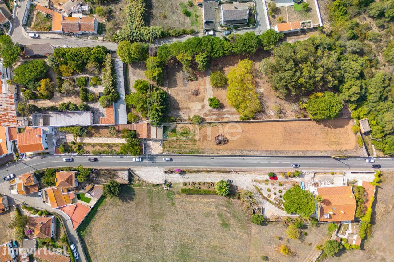 Terreno com 3.100 m² em Algueirão com moradia T3 | Sintra - Grande imagem: 3/48