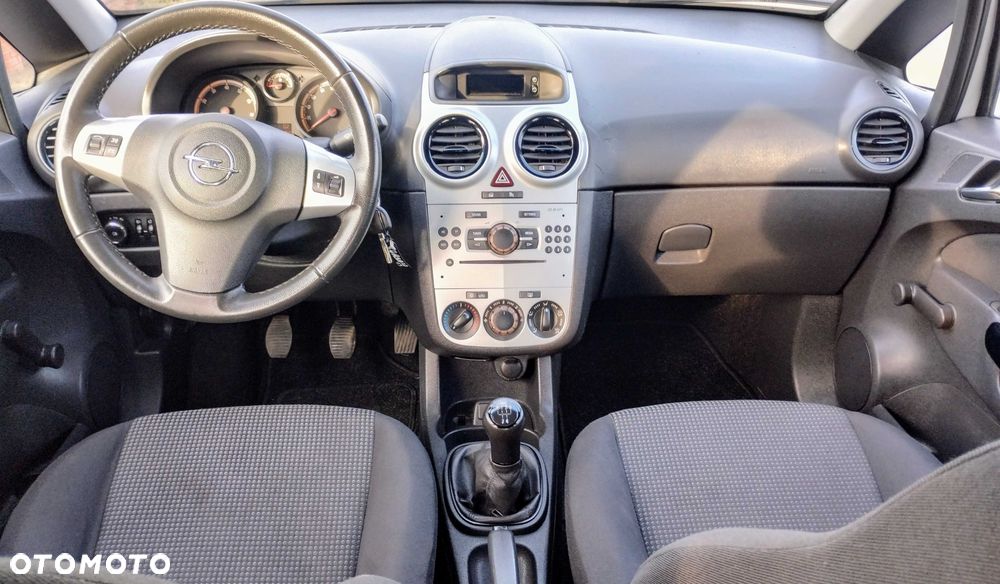 Opel Corsa - 8