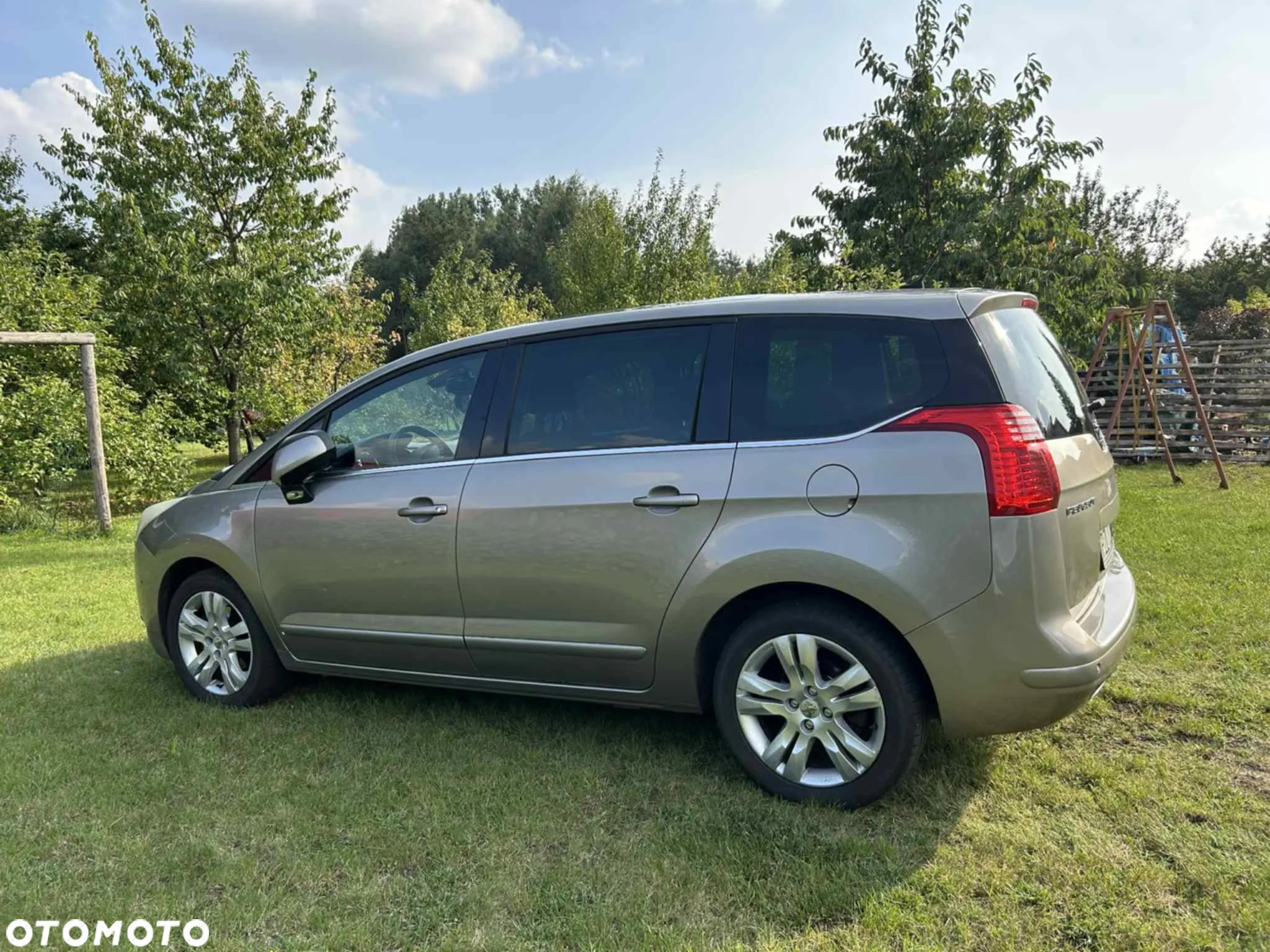 Peugeot 5008 - 2