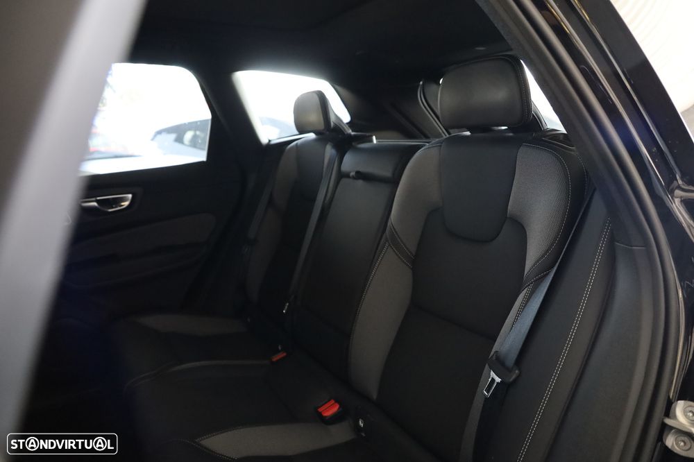 Volvo XC 60 2.0 T8 PHEV Ultra Dark AWD - 13