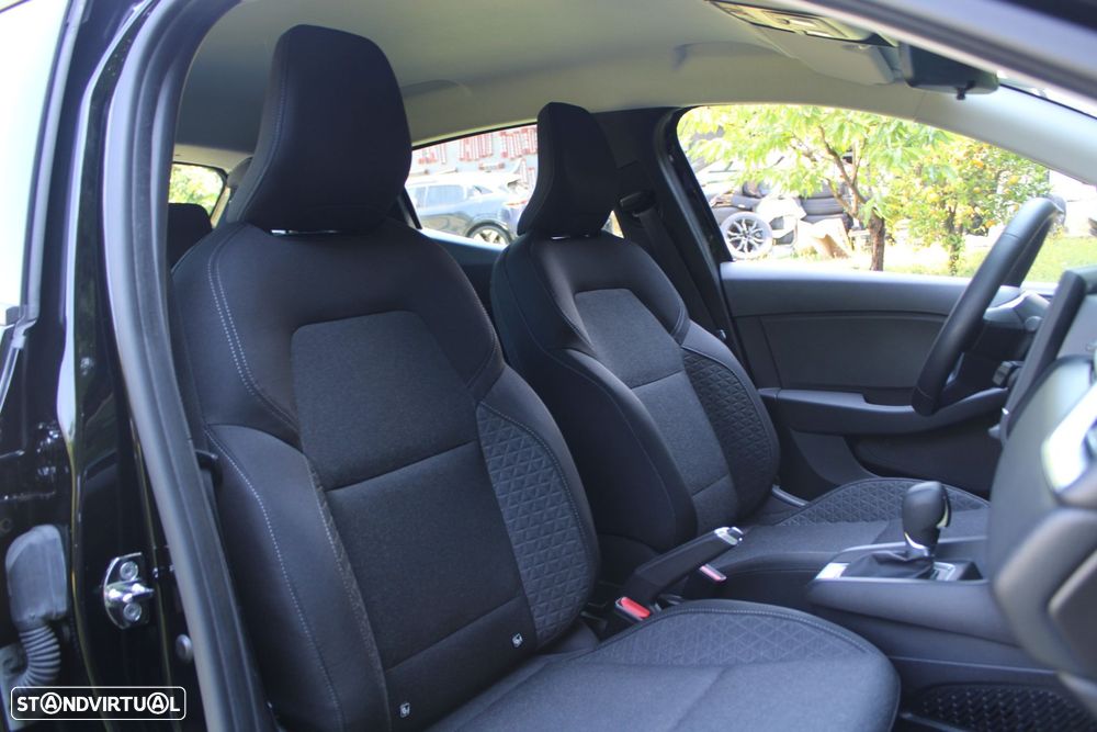 Renault Clio 1.6 E-Tech Edition One - 34