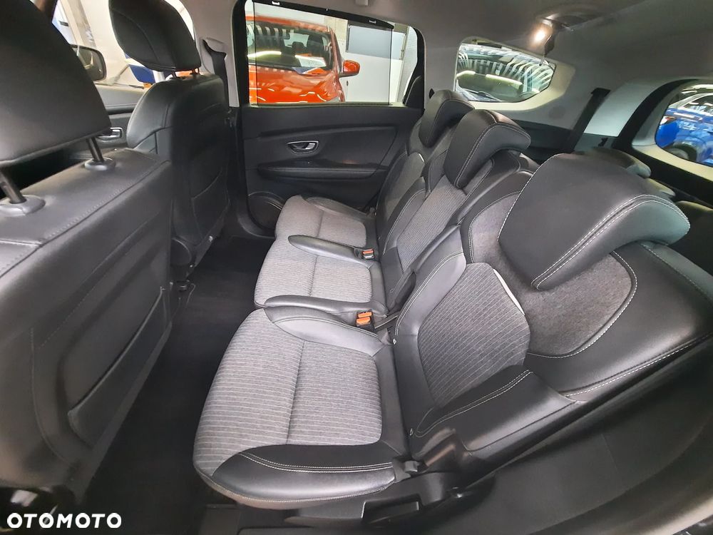 Renault Grand Scenic Gr 1.3 TCe FAP Intens EU6d - 11