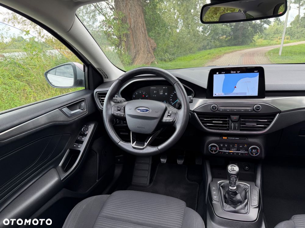Ford Focus 1.0 EcoBoost STart-Stopp-System TITANIUM X - 16