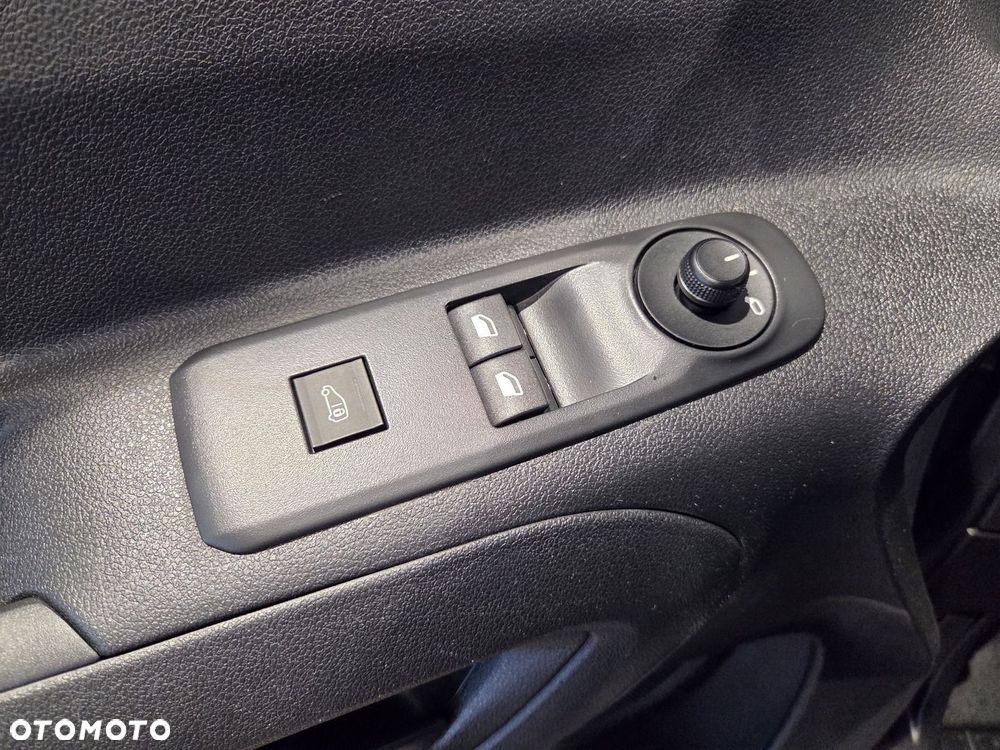 Peugeot Partner - 13