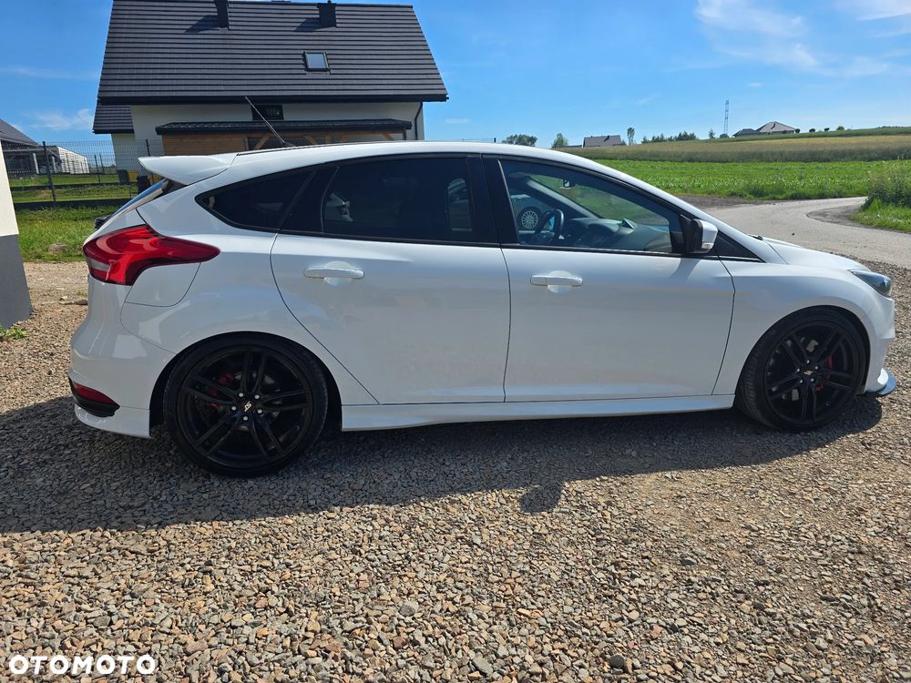 Ford Focus - 7