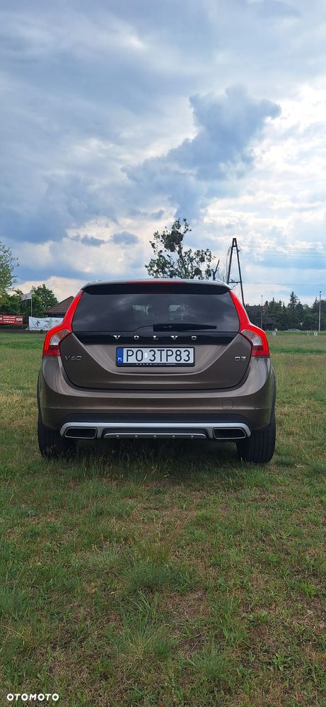 Volvo V60 Cross Country D3 Drive-E Momentum - 5