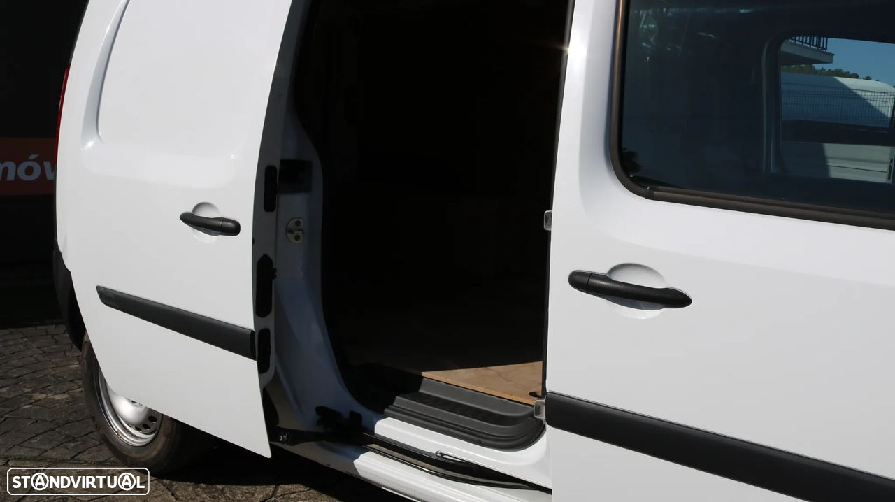 Renault Kangoo 1.5DCI BUSINESS MAXI LONGA - 9