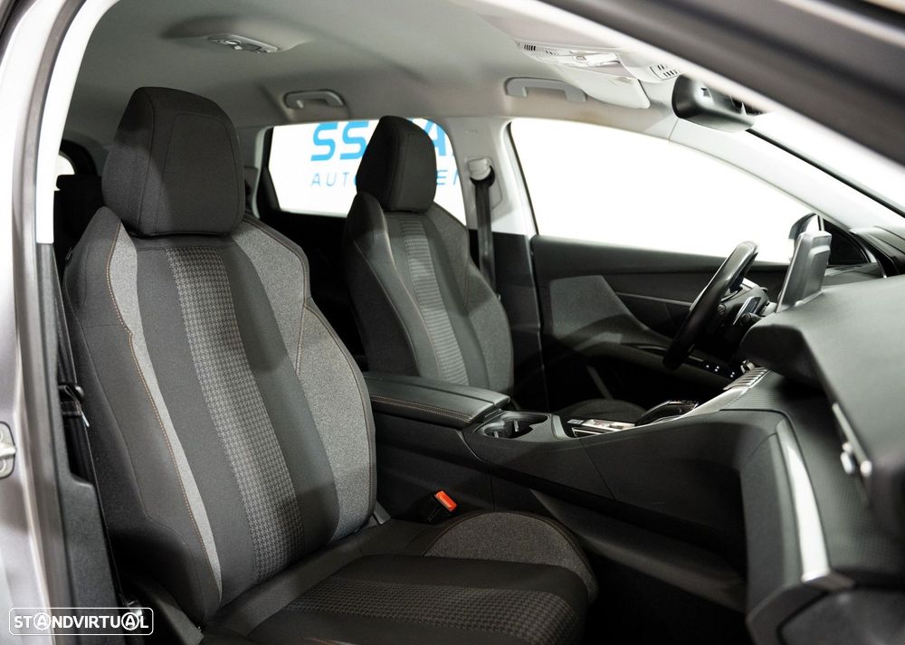 Peugeot 5008 1.2 PureTech Allure EAT8 - 16