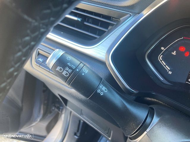 Renault Captur 1.0 TCe Exclusive - 20