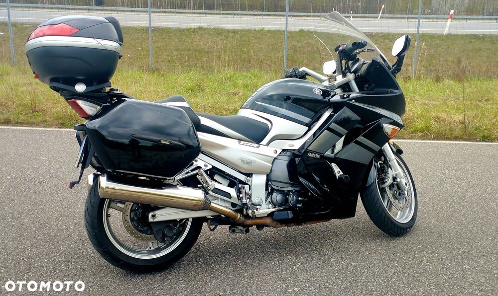 Yamaha FJR - 3