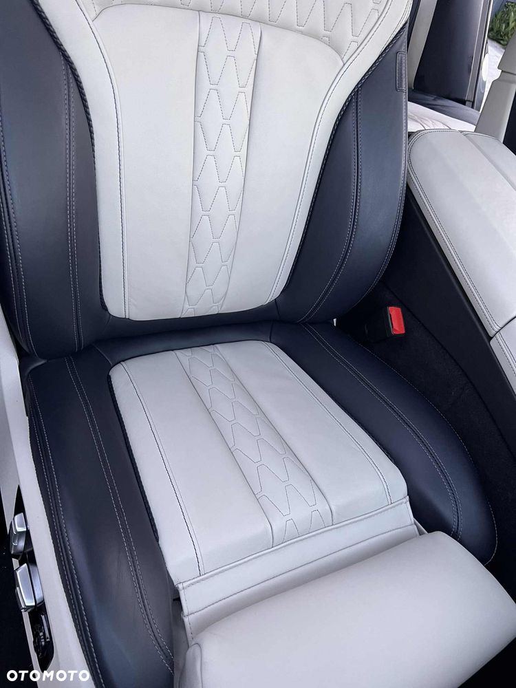 BMW X6 xDrive30d - 11