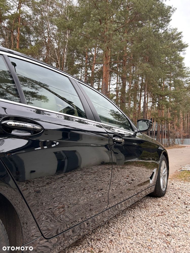 BMW Seria 5 520d Luxury Line - 6