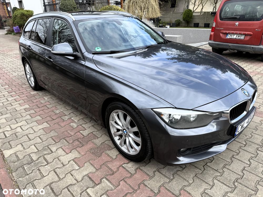 BMW Seria 3 318d - 5