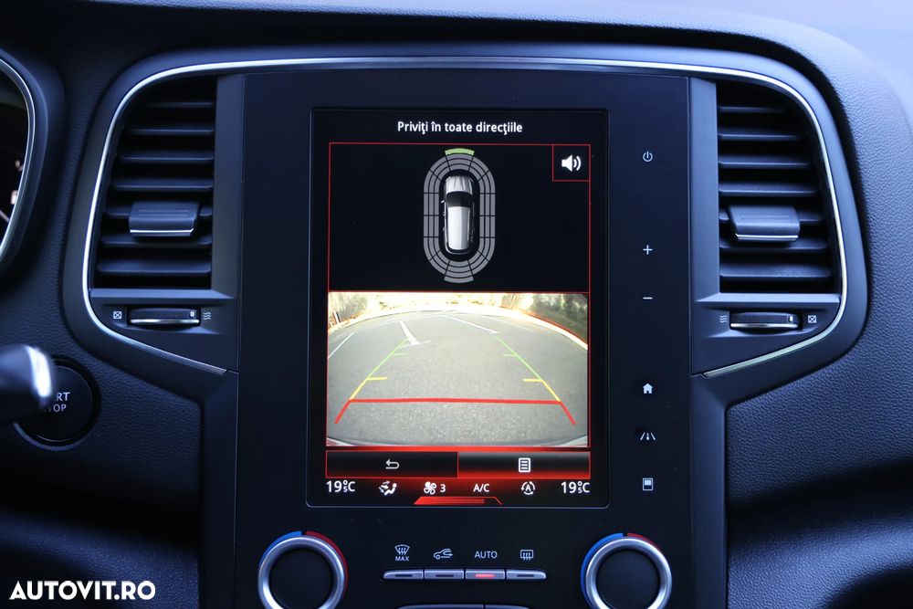 Renault Megane ENERGY dCi 110 Start & Stop Bose Edition - 20