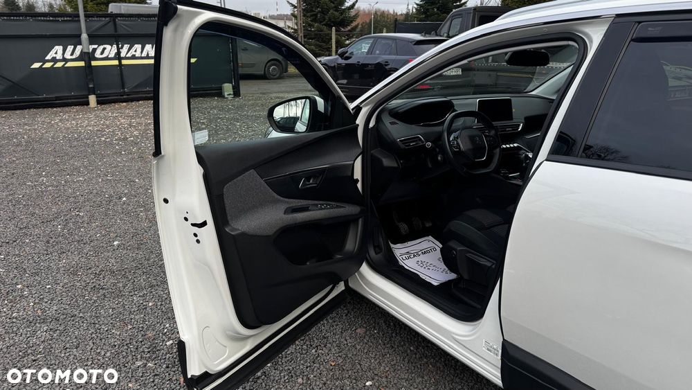 Peugeot 3008 1.2 PureTech Road Trip S&S - 13