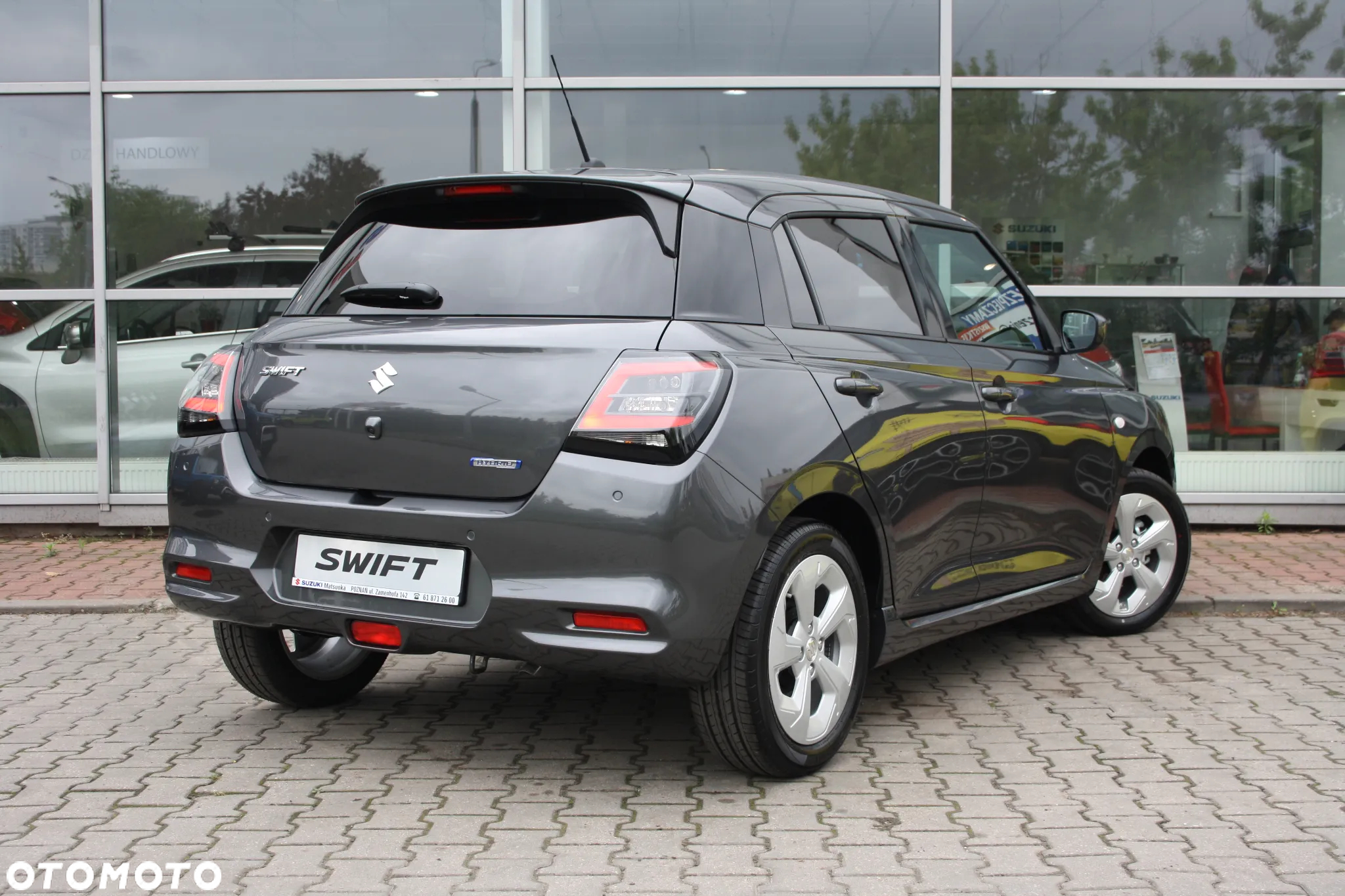 Suzuki Swift 1.2 Dualjet SHVS Premium Plus CVT - 7