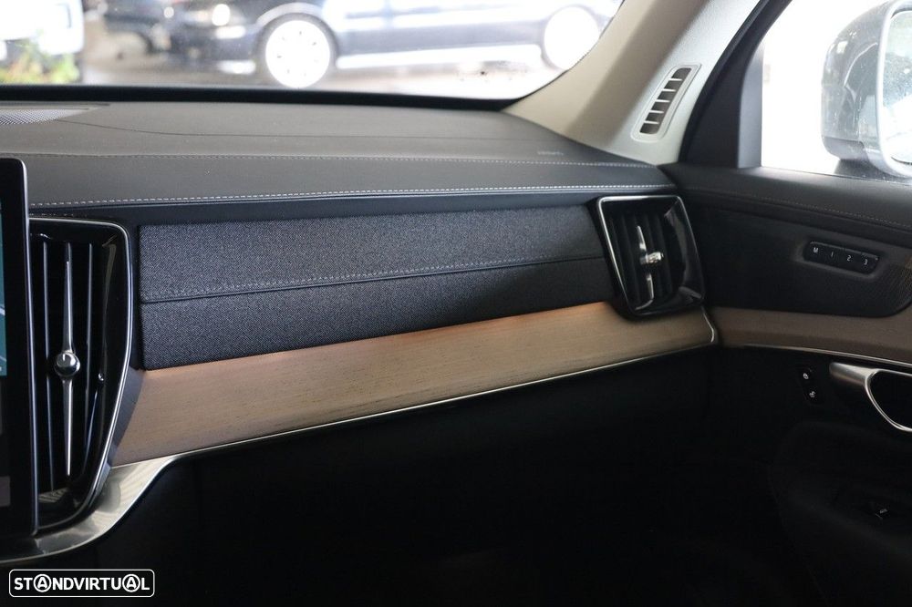 Volvo XC 90 2.0 T8 PHEV Plus Bright AWD - 20