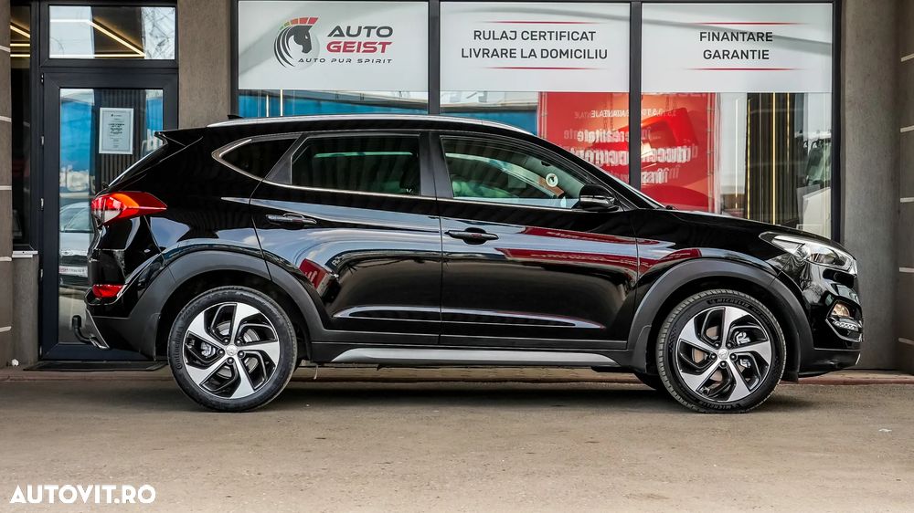 Hyundai Tucson 2.0 CRDI 2WD Style - 7