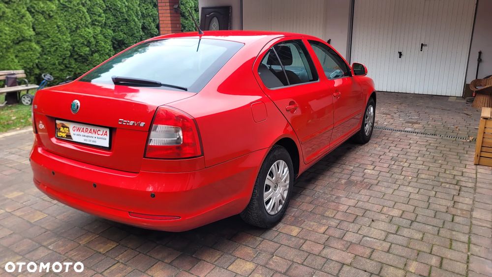 Skoda Octavia 2012 photo 4