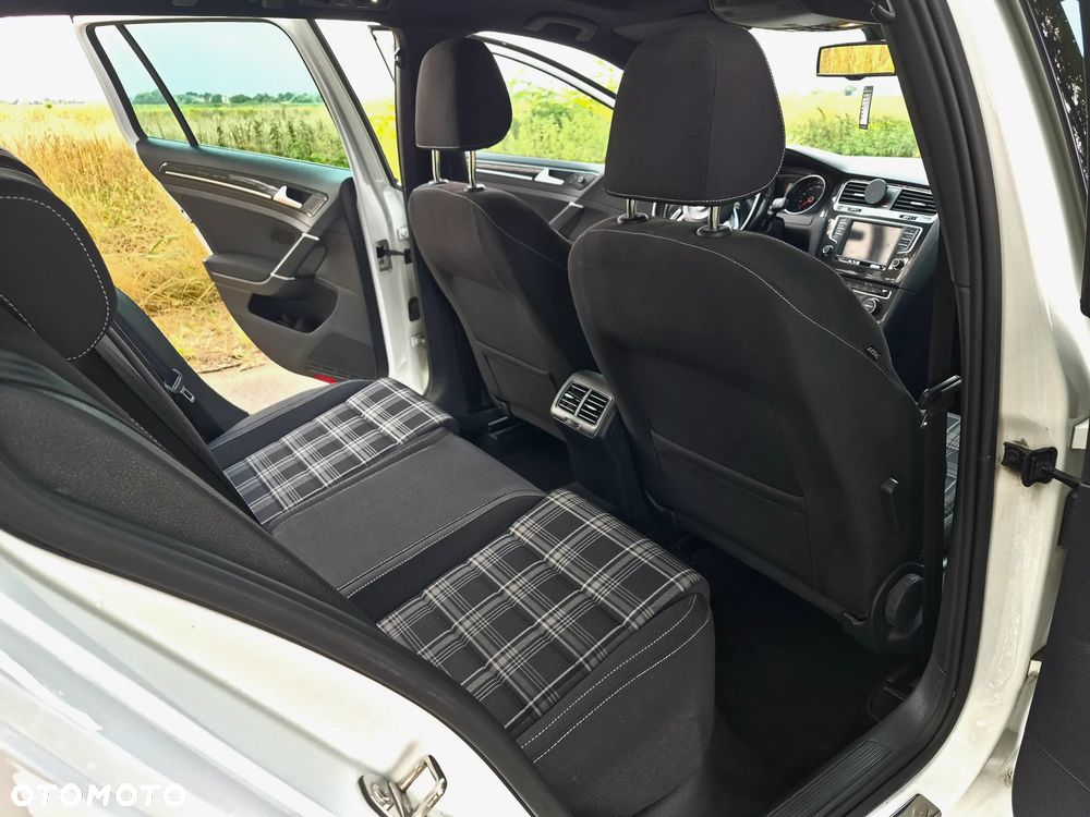 Volkswagen Golf 2.0 TDI BMT GTD DSG - 13