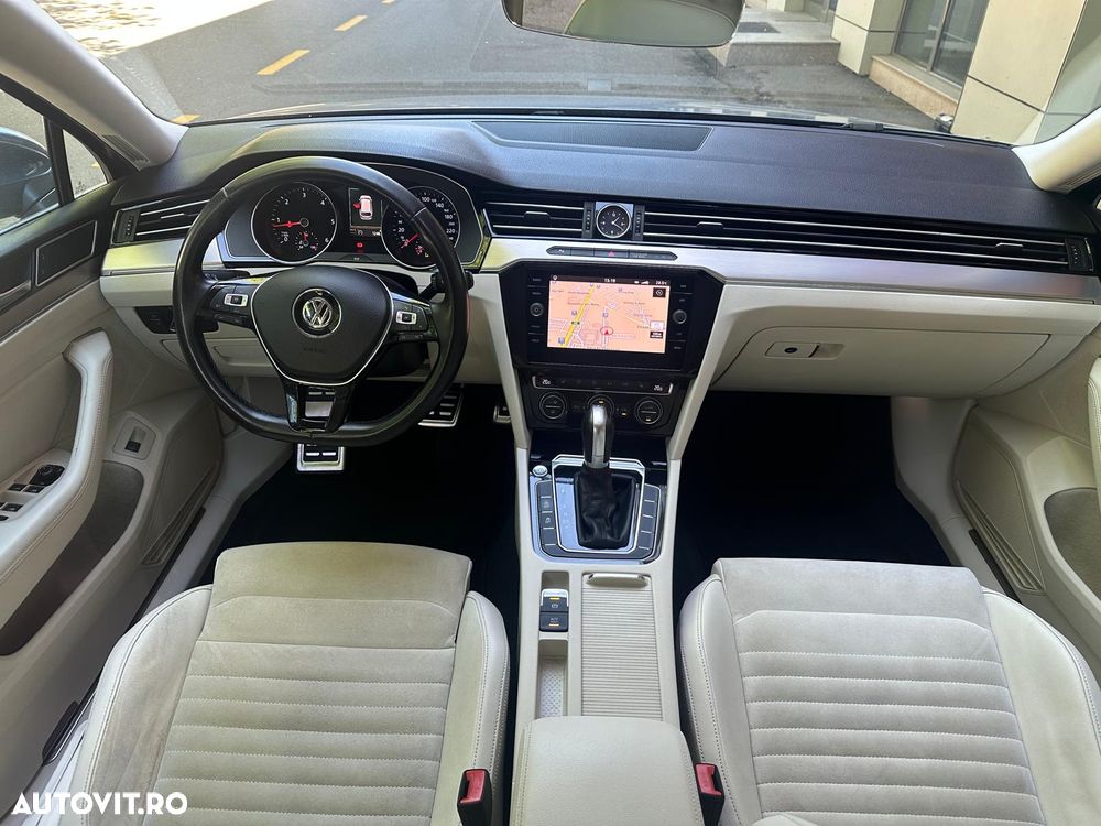 Volkswagen Passat 2.0 TDI DSG R Executive - 12