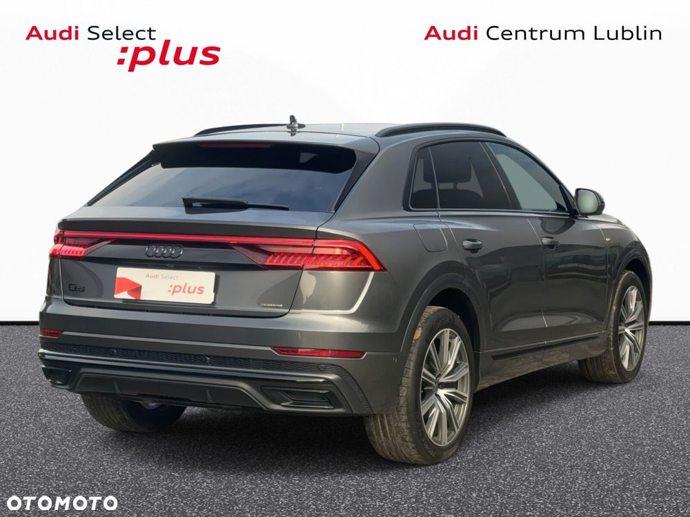 Audi Q8 - 6