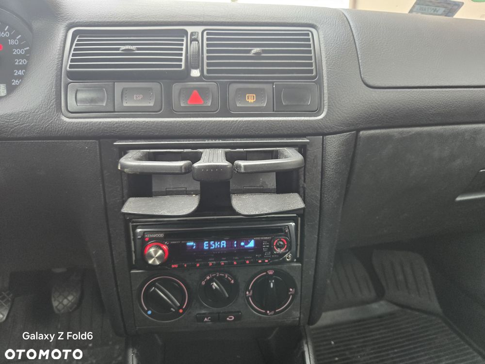 Volkswagen Golf 1.9 TDI - 10