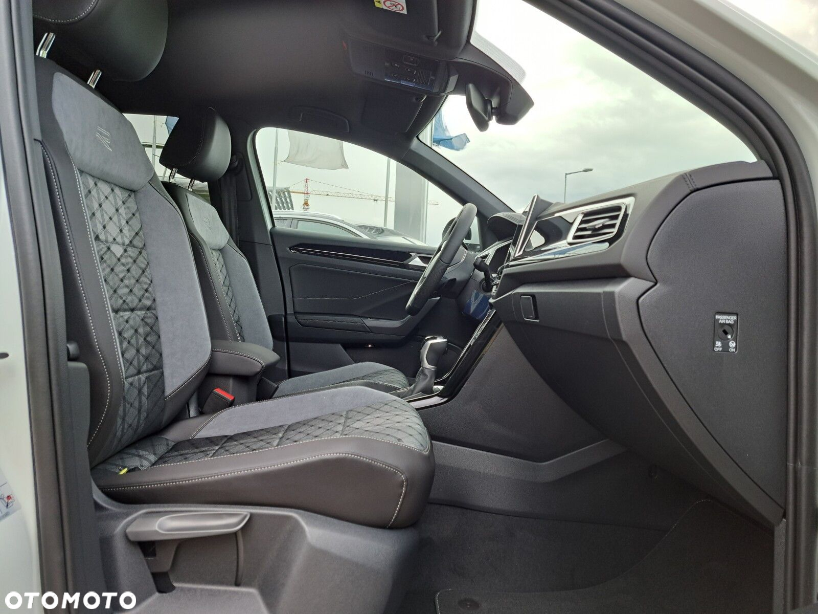 Volkswagen T-Roc 2.0 TSI 4Motion R-Line DSG - 18