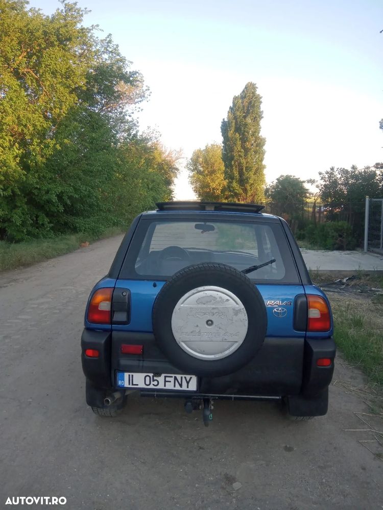 Toyota RAV4 - 2