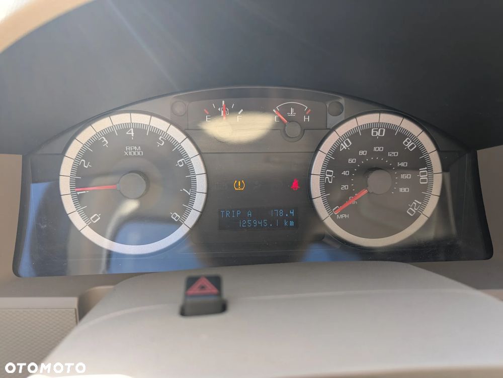 Ford Escape 3.0 XLT 4WD - 17