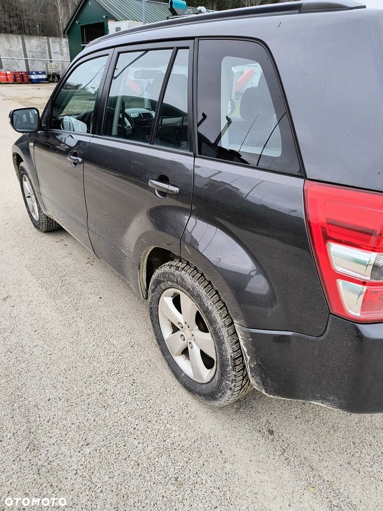 Suzuki Grand Vitara - 8