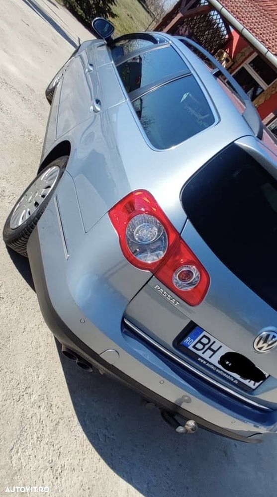 Volkswagen Passat 2.0 TDI Comfortline DPF BlueMotion Technology - 4