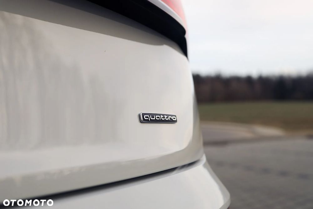Audi Q5 55 TFSI e Quattro S Line S tronic - 37
